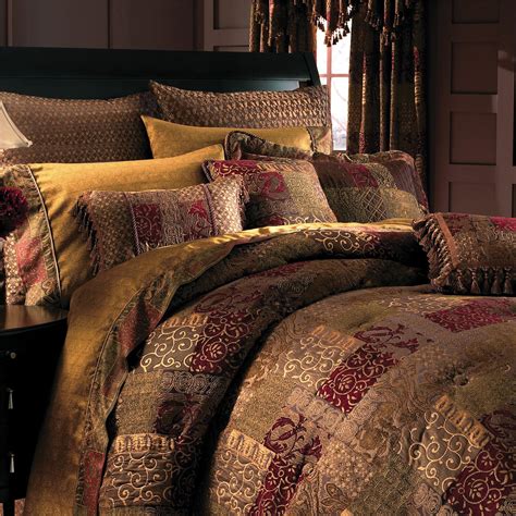 Holiday Sherpa Patch Oversized Quilt and Sham. . Cal king bedspreads